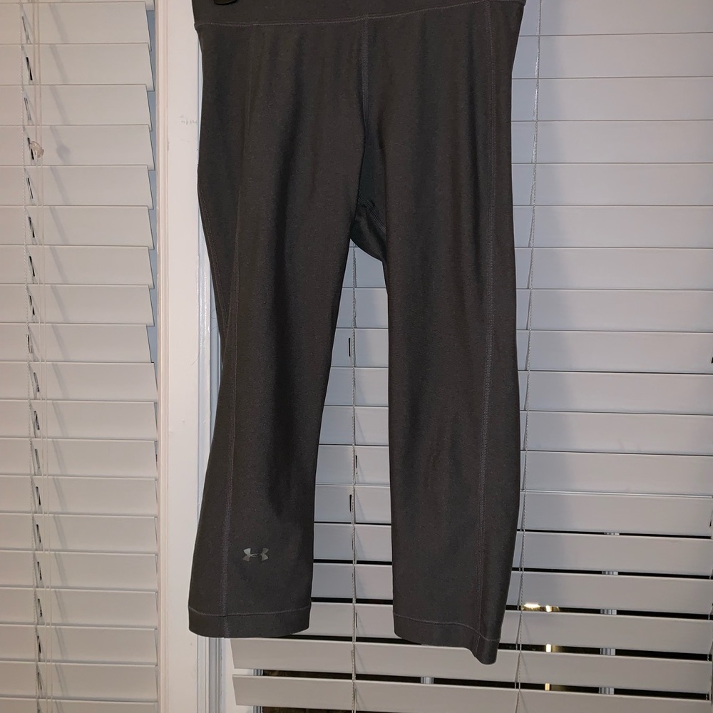 under armor quarter length leggings